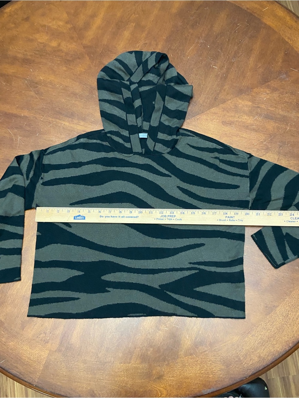 Anthropologie Women's
XS Kasia Knit Hoodie in Olive Green & Black Zebra Print - Picture 7 of 8